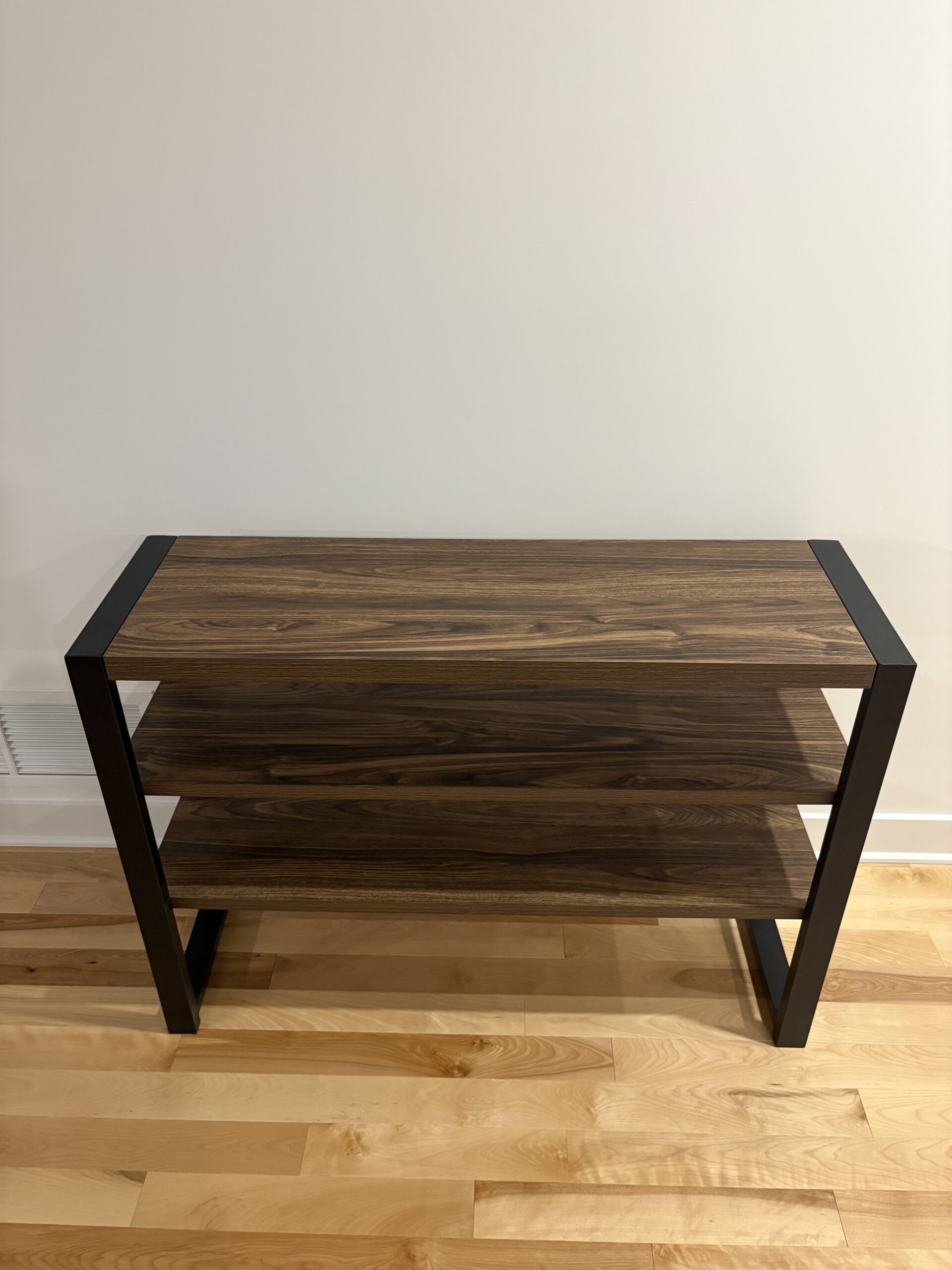 Table d’appoint / console moderne